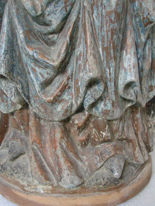 statue : Vierge à l'Enfant, détail