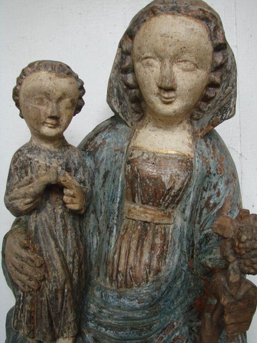 statue : Vierge à l'Enfant, vue partielle