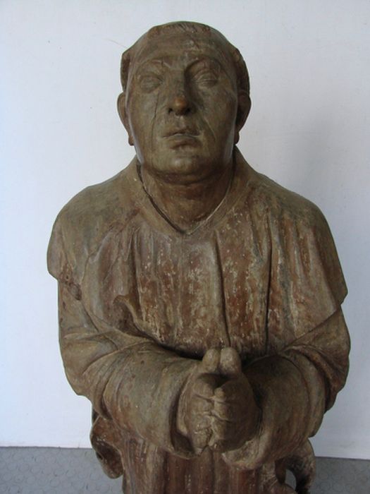 statue : Saint Bruno, vue partielle