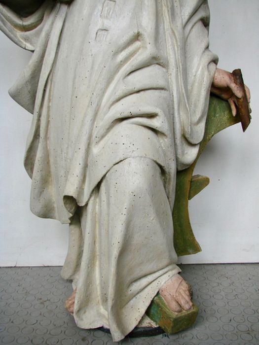 statue : Sainte Catherine, détail