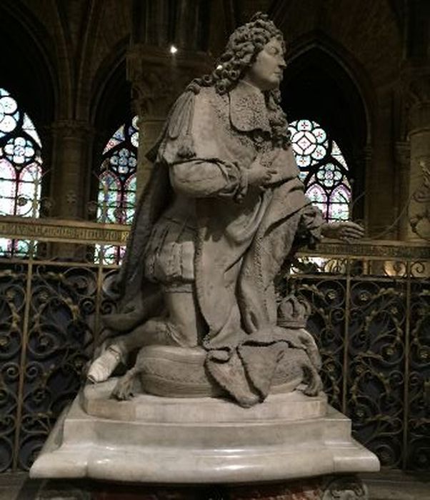 statue : Louis XIV