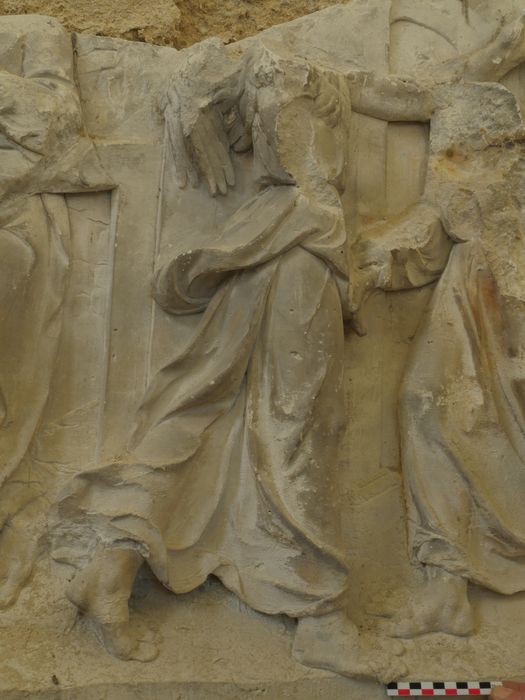 bas-relief : Délivrance de saint Pierre (la), détail