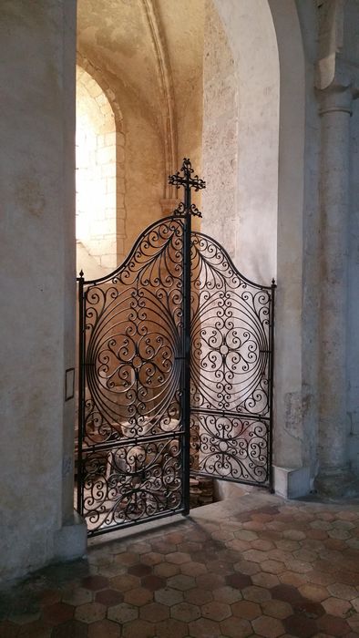 grille de clôture de chapelle