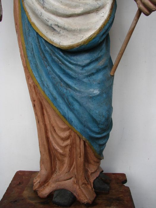 statue : Sainte Julienne, détail