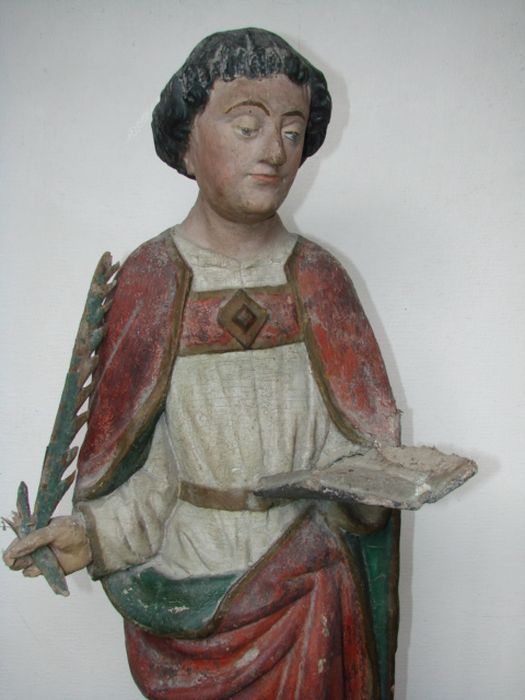 statue : Saint Celse, vue partielle