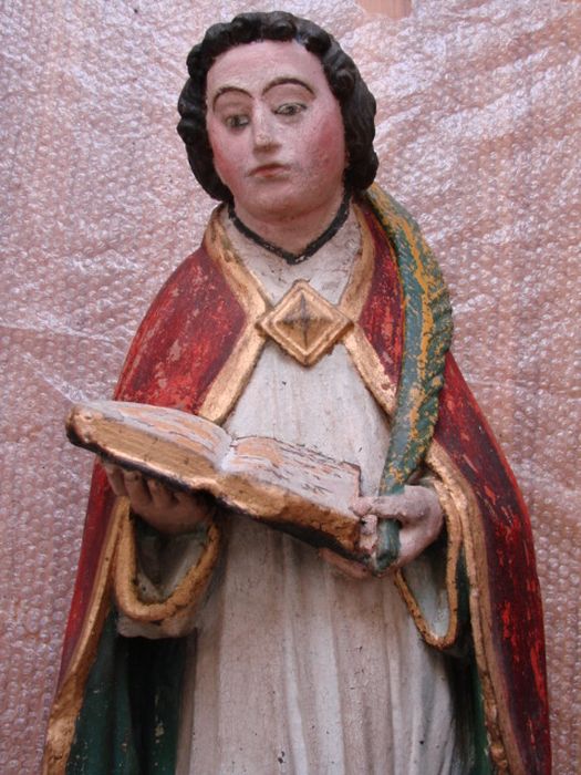 statue : saint Nazaire, vue partielle