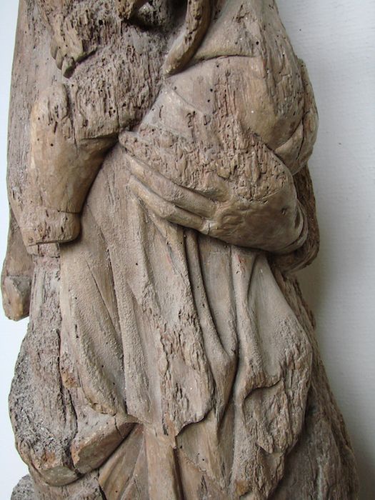 groupe sculpté : Sainte Anne, la Vierge à l'Enfant, détail