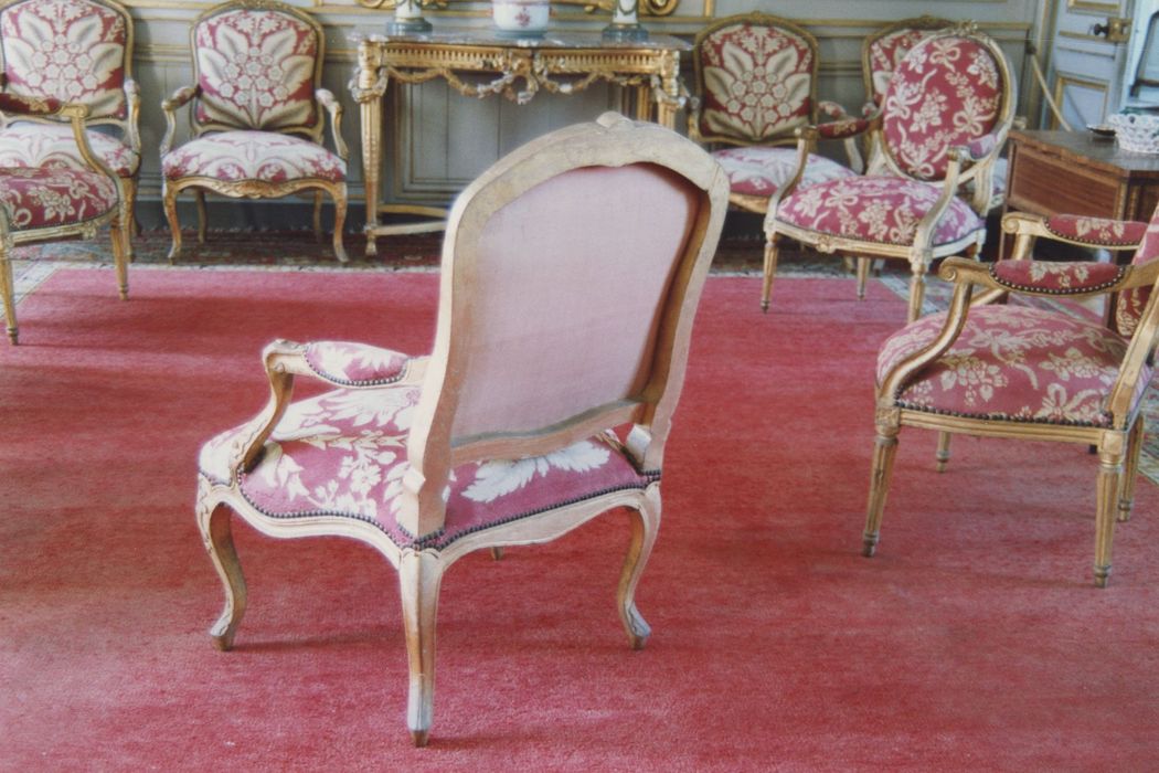 fauteuil - © Ministère de la Culture (France), Médiathèque du patrimoine et de la photographie (département de la documentation), tous droits réservés
