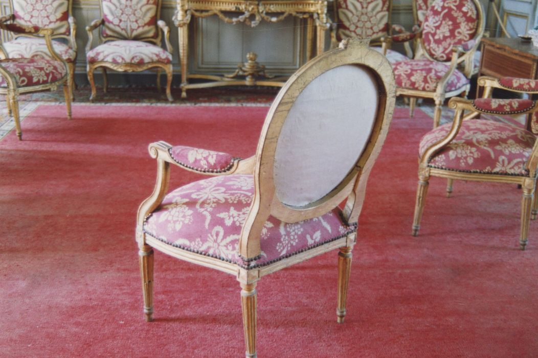 fauteuil - © Ministère de la Culture (France), Médiathèque du patrimoine et de la photographie (département de la documentation), tous droits réservés