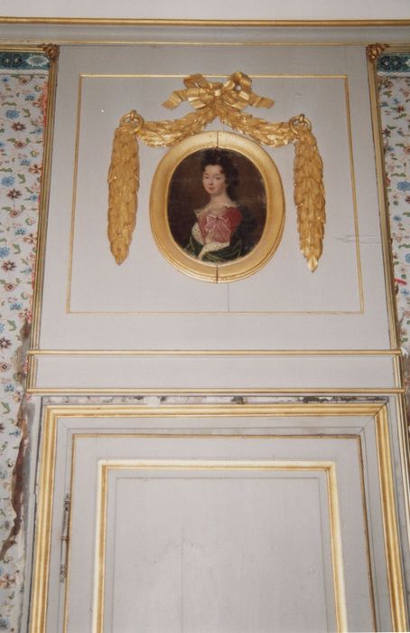 revêtement mural de la chambre des enfants, détail - © Ministère de la Culture (France), Médiathèque du patrimoine et de la photographie (département de la documentation), tous droits réservés