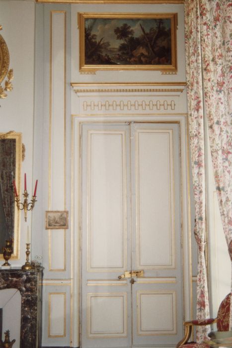 revêtement mural de la chambre d’indienne, vue partielle - © Ministère de la Culture (France), Médiathèque du patrimoine et de la photographie (département de la documentation), tous droits réservés