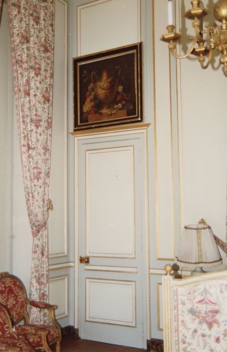 revêtement mural de la chambre d’indienne, vue partielle - © Ministère de la Culture (France), Médiathèque du patrimoine et de la photographie (département de la documentation), tous droits réservés