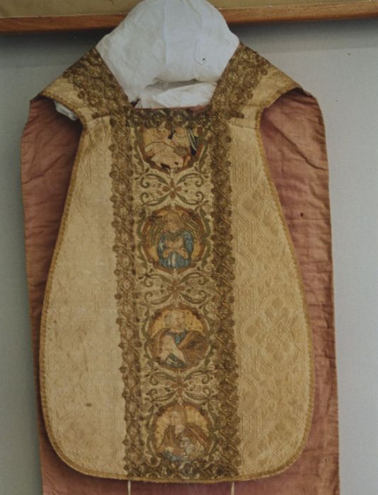 chasuble