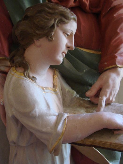 groupe sculpté : Education de la Vierge (l’), vue partielle
