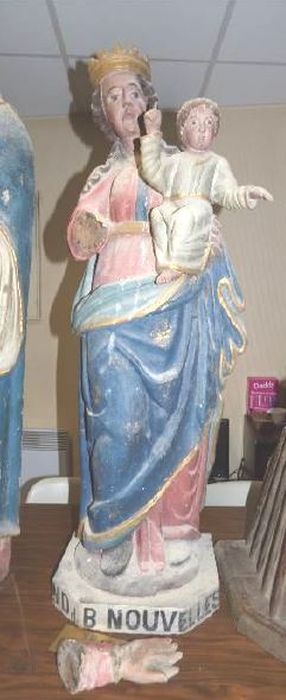 statue : Notre Dame de Bonne Nouvelle