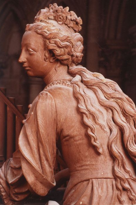 statue : Sainte Cécile jouant de l'orgue, détail