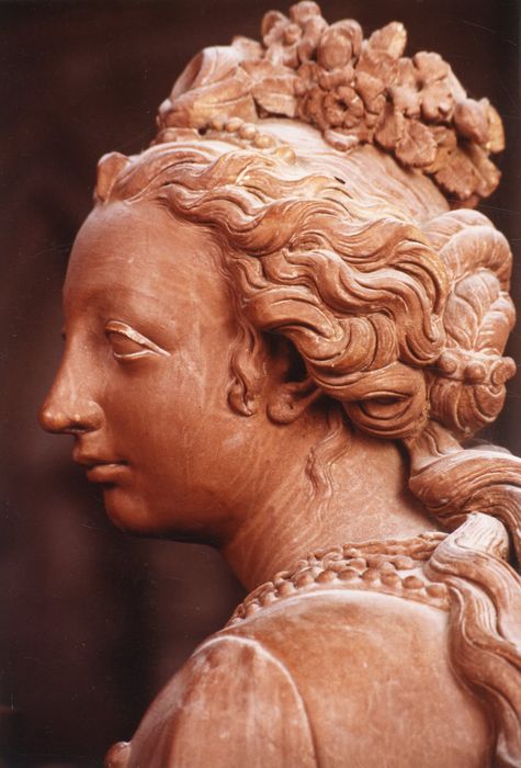 statue : Sainte Cécile jouant de l'orgue, détail