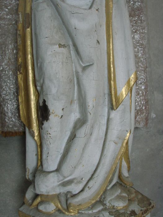 statue : Vierge à l'Enfant, détail