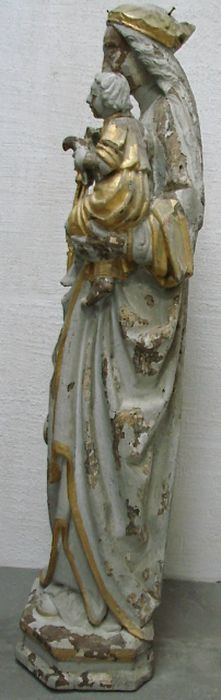 statue : Vierge à l'Enfant, profil gauche