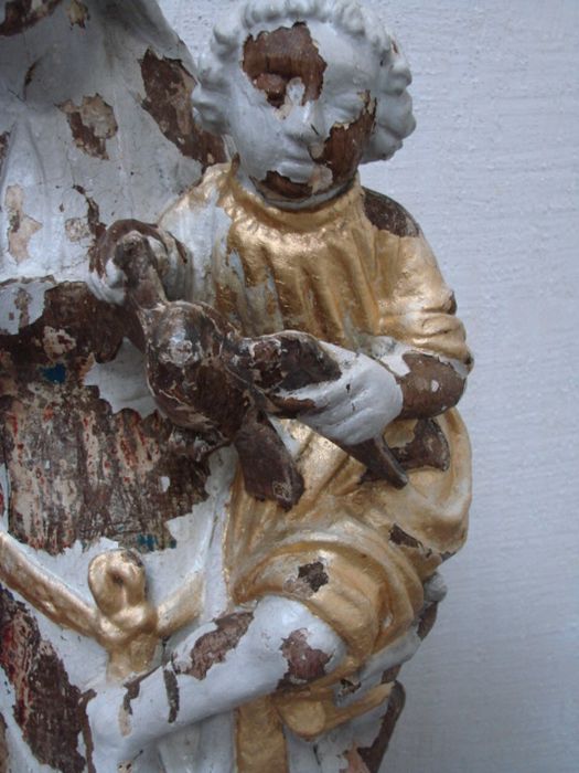 statue : Vierge à l'Enfant, détail