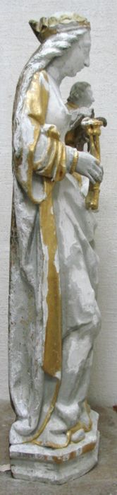 statue : Vierge à l'Enfant, profil droit