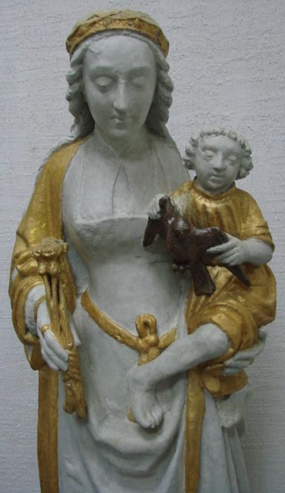 statue : Vierge à l'Enfant, vue partielle