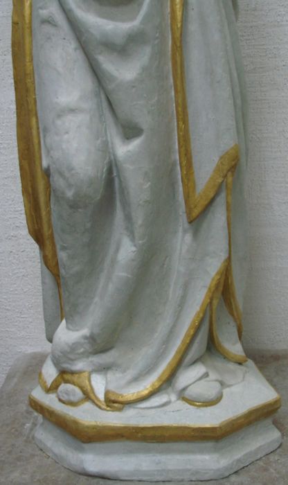 statue : Vierge à l'Enfant, détail
