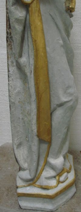 statue : Vierge à l'Enfant, détail