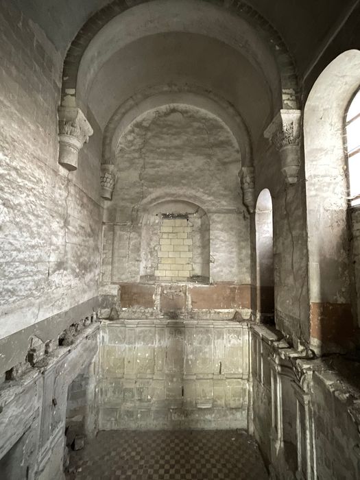 église abbatiale, transept nord, détail d’un chapiteau