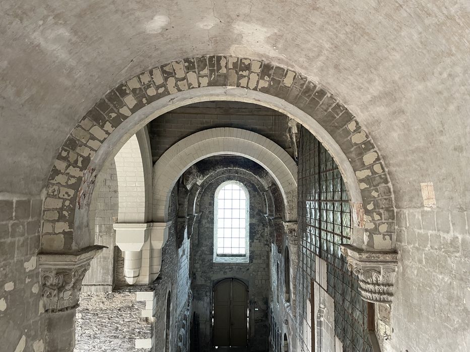 église abbatiale, transept nord