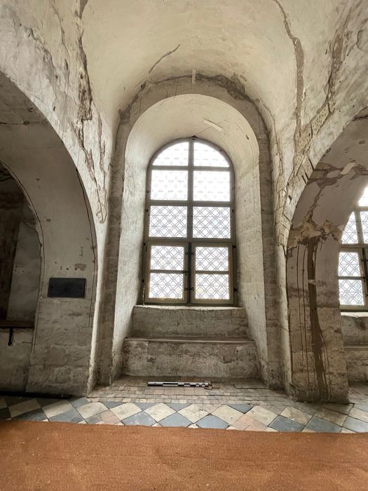 église abbatiale, tribune est, travée 2