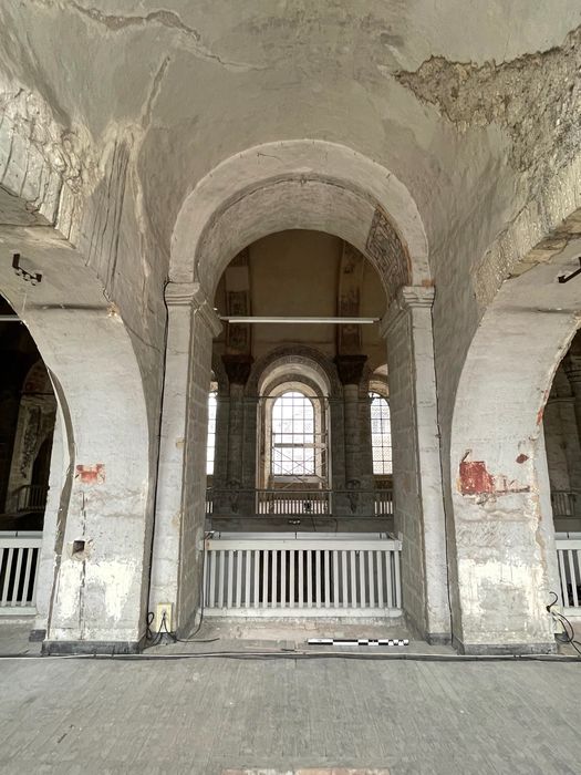 église abbatiale, tribune est, travée 7