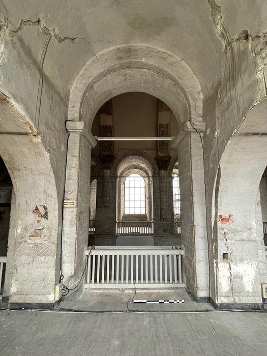 église abbatiale, tribune est, travée 8