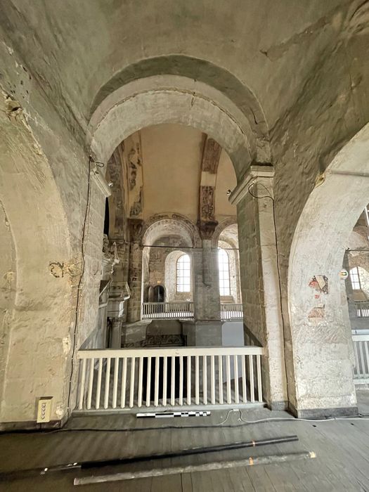 église abbatiale, tribune est, travée 9