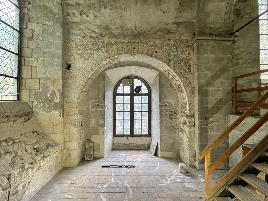 église abbatiale, tribune ouest, travée 1