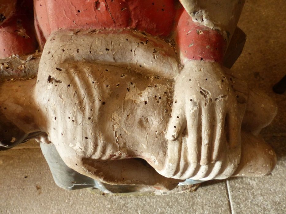 groupe sculpté : Vierge de Pitié, détail