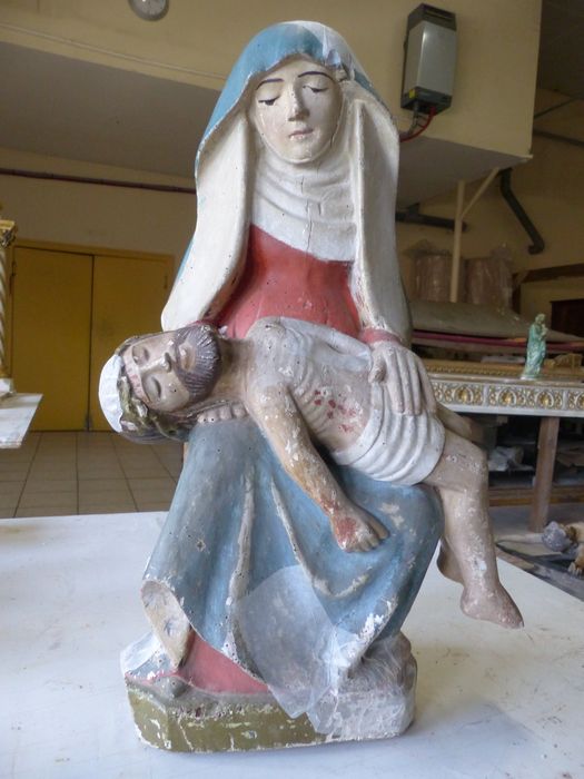 groupe sculpté : Vierge de Pitié