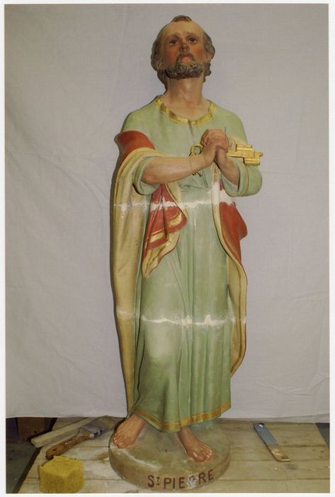 statue : saint Pierre