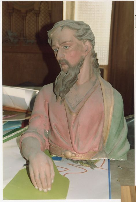 statue : saint Paul