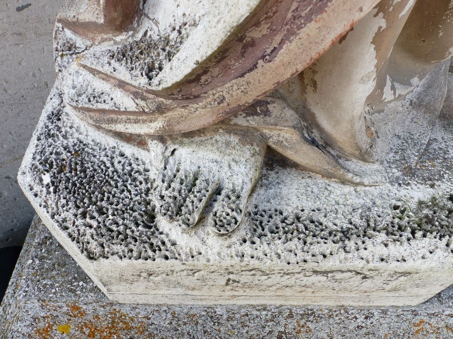 statue : Saint Paul, détail
