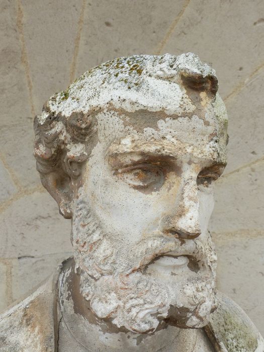 statue : Saint Pierre, détail