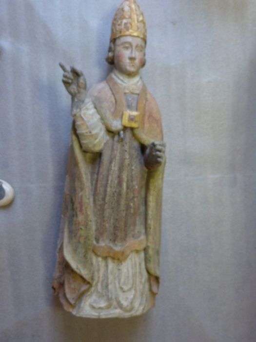 statue : Évêque mitré non identifié n°2