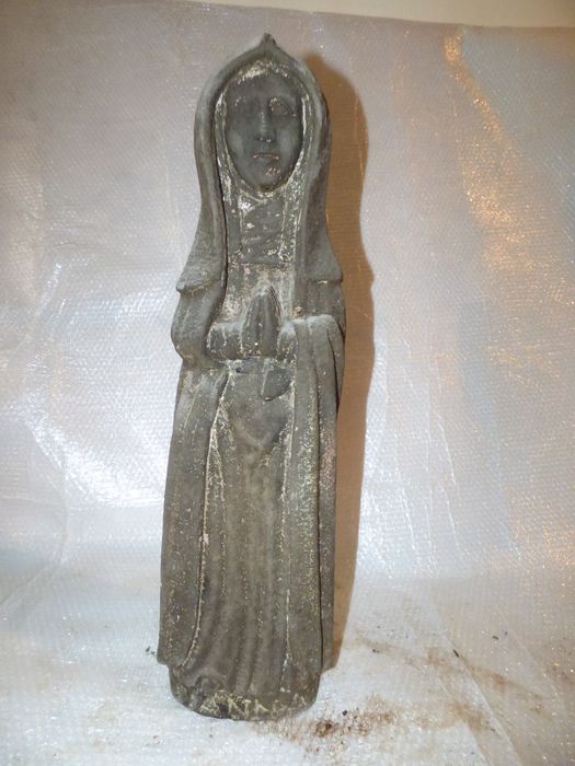 statue : Sainte Anne