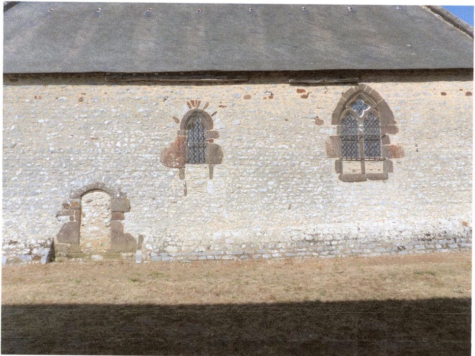 façade latérale sud, vue partielle (photocopie numérisée)
