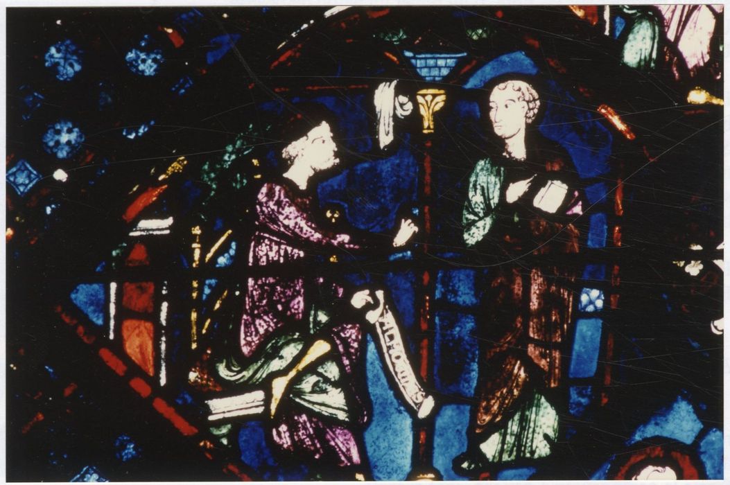 verrière n°5 (saint Jacques le Majeur), détail du panneau 14 (Hermogène inspiré par un diable envoie Philétus vers saint Jacques)