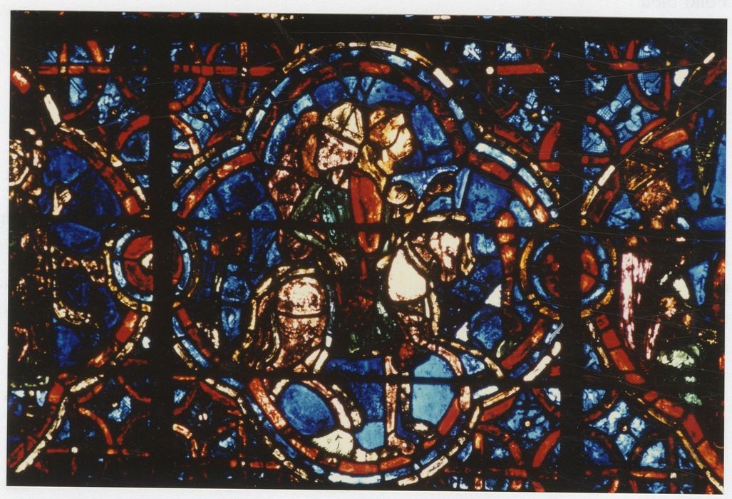 verrière n°18 (verrière de la vie de saint Thomas Becket), détail du panneau 22 (Thomas Becket quitte à cheval l’abbaye de Pontigny)