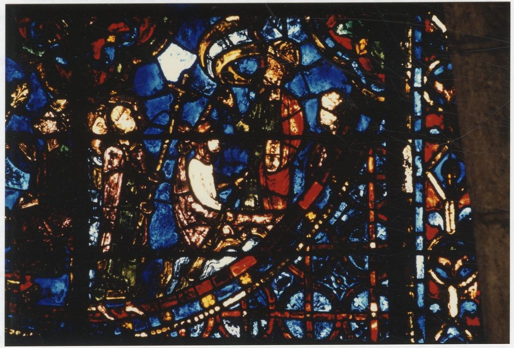 verrière n°18 (verrière de la vie de saint Thomas Becket), détail du panneau 27 (retour de Thomas Becket en Angleterre)
