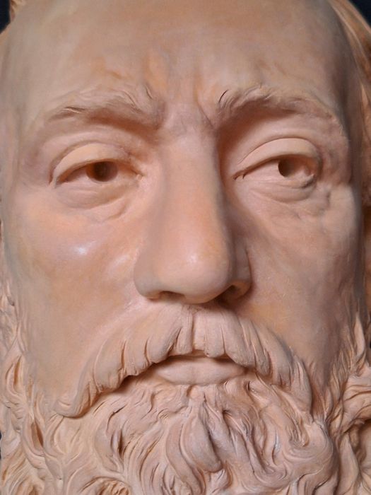 sculpture : portrait en buste de Gambetta, détail