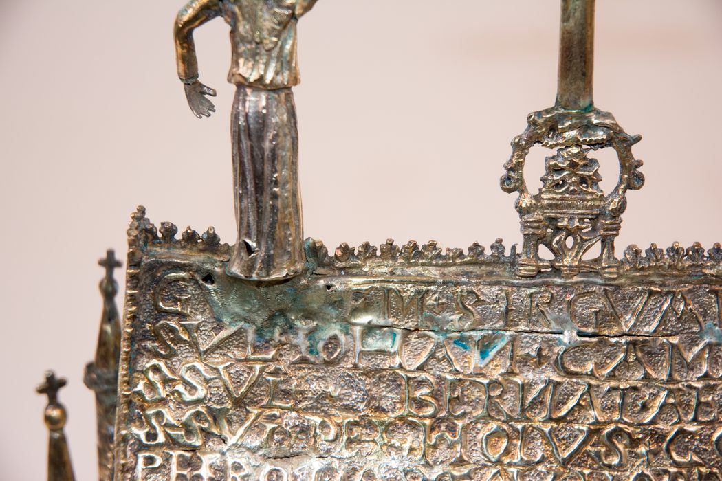 reliquaire (coffret-reliquaire), détail