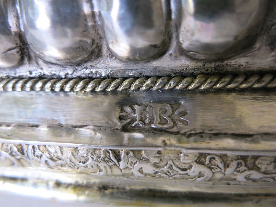 reliquaire (coffret-reliquaire), détail